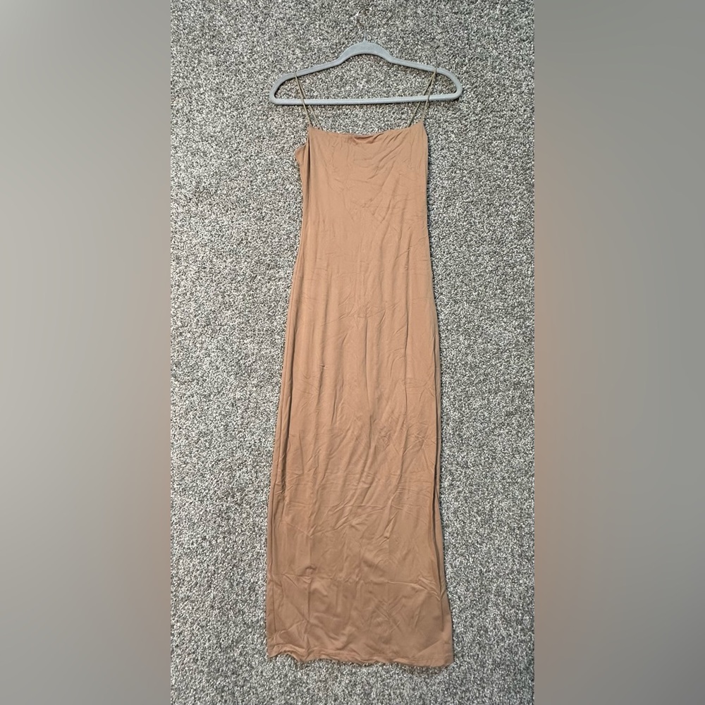 NWT Spaghetti Strap Bodycon Maxi Dress Size Small - Picture 4 of 6